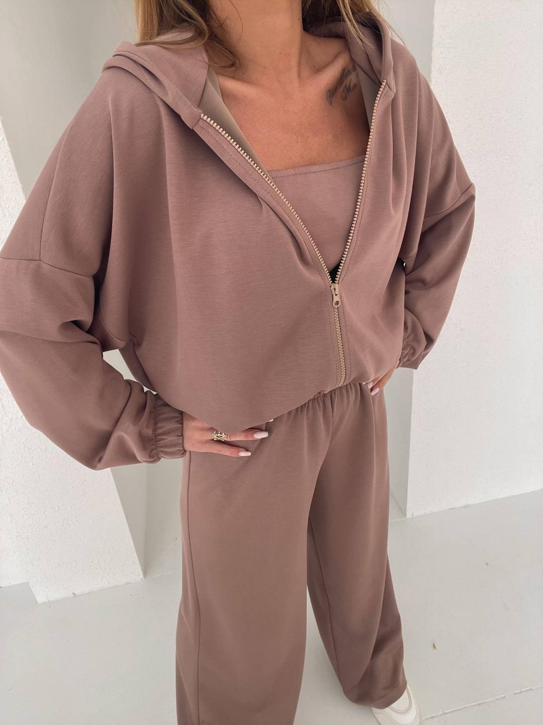 Komplet 3-Częściowy Top Bluza Spodnie Masełko Agatha Brązowy zdjęcie 1