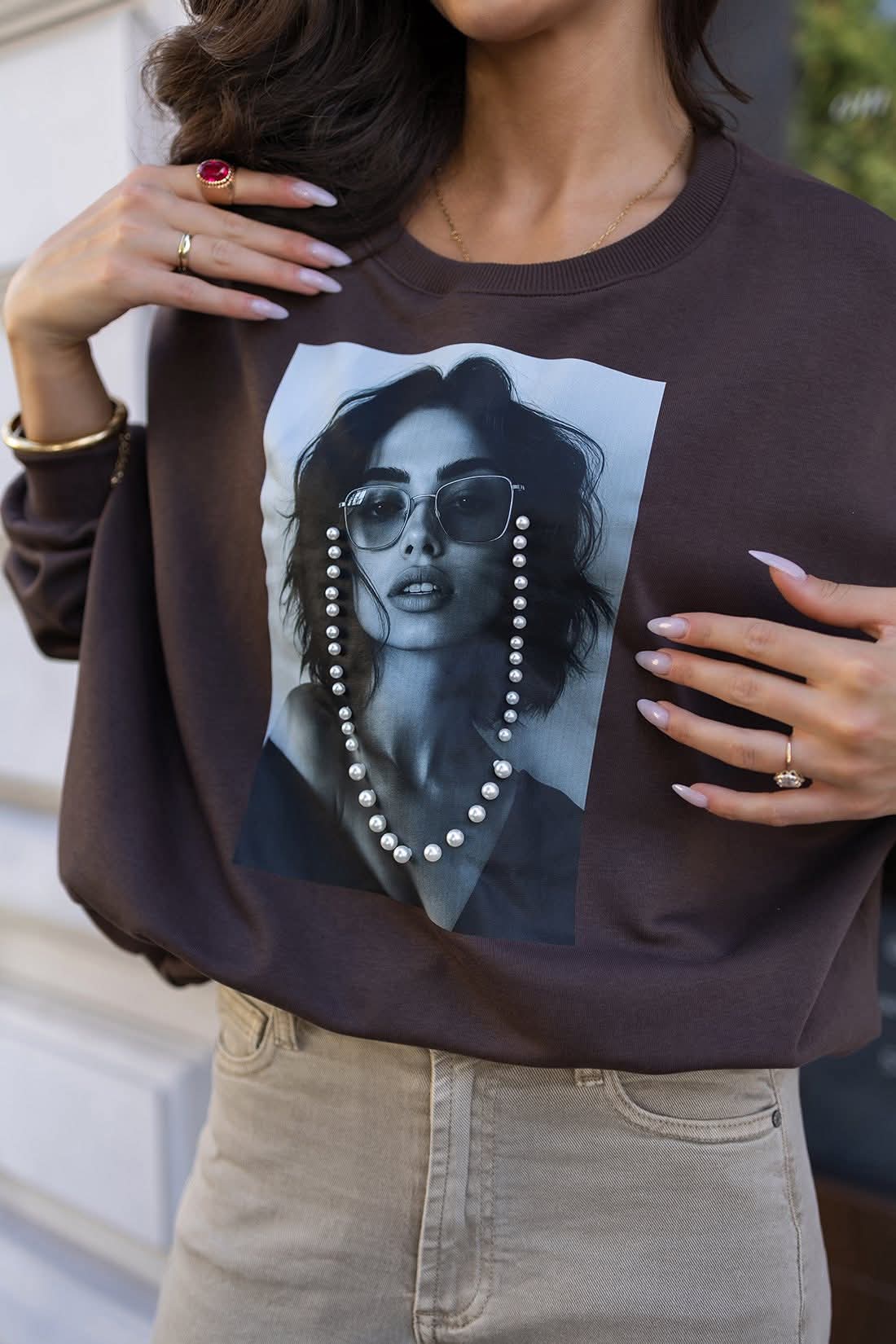 Bluza z Perełkami Aszmi Czekoladowa zdjęcie 1