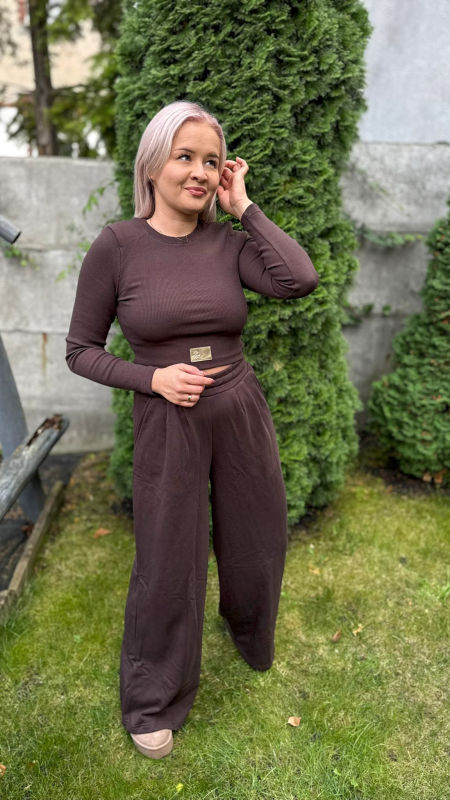 Komplet Bluzka Prążek Spodnie Szwedy Czekolada zdjęcie 1