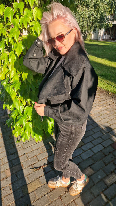 Kurtka Ekoskóra Czarna Adele Oversize zdjęcie 2